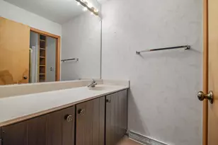 92 Woodfield Ct, Racine, WI 53402 - Photo 34