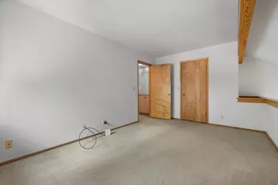 92  Woodfield Ct, Racine, WI 53402 - Photo 26