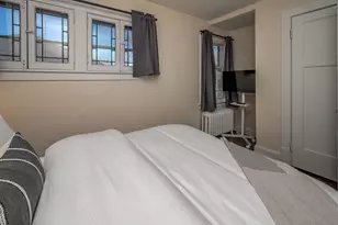 6118 W Wisconsin Ave, Wauwatosa, WI 53213 - Photo 20