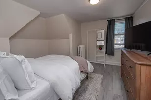 6118 W Wisconsin Ave, Wauwatosa, WI 53213 - Photo 22