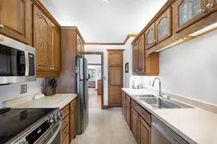 6118 W Wisconsin Ave, Wauwatosa, WI 53213 - Photo 32