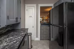 6118 W Wisconsin Ave, Wauwatosa, WI 53213 - Photo 14