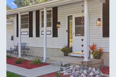 309 N Jackson St, Elkhorn, WI 53121 - Photo 32