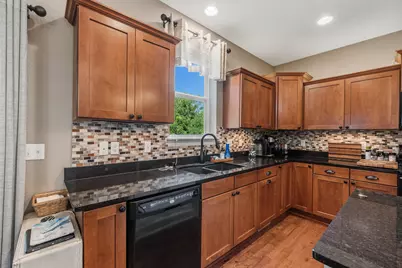 1875  Highland Ct, Slinger, WI 53086 - Photo 10