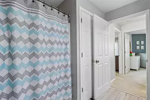 6877 S Rolling Meadows Ct, Oak Creek, WI 53154 - Photo 24
