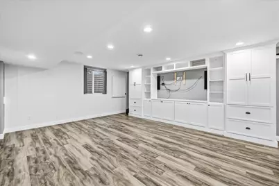 1815 E Lilac Ln, Oak Creek, WI 53154 - Photo 34