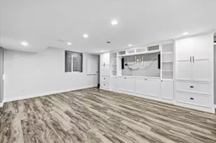 1815 E Lilac Ln, Oak Creek, WI 53154 - Photo 34
