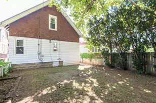 1359 N 42nd St, Milwaukee, WI 53208 - Photo 30