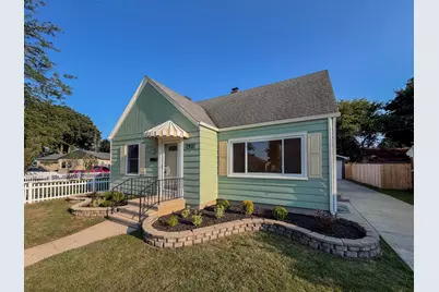 1901  74th Pl, Kenosha, WI 53143 - Photo 2