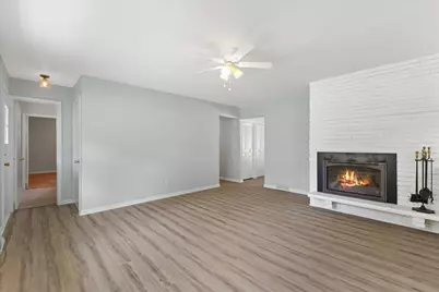 3455 S Russel Rd, New Berlin, WI 53151 - Photo 8