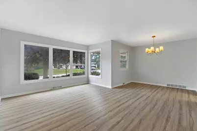 3455 S Russel Rd, New Berlin, WI 53151 - Photo 6
