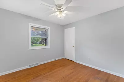 3455 S Russel Rd, New Berlin, WI 53151 - Photo 28