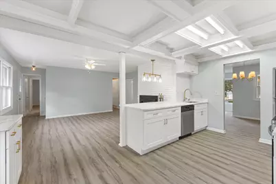 3455 S Russel Rd, New Berlin, WI 53151 - Photo 18