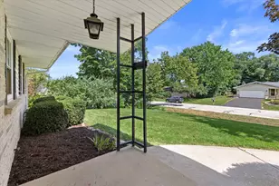 3455 S Russel Rd, New Berlin, WI 53151 - Photo 4