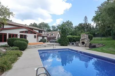 16995 W Small Rd, New Berlin, WI 53151 - Photo 4