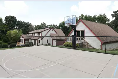 16995 W Small Rd, New Berlin, WI 53151 - Photo 10