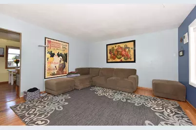 6464 S 18th St, Milwaukee, WI 53221 - Photo 4