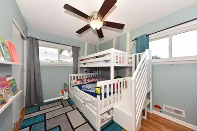 6464 S 18th St, Milwaukee, WI 53221 - Photo 12