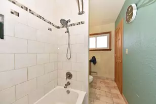 6464 S 18th St, Milwaukee, WI 53221 - Photo 10