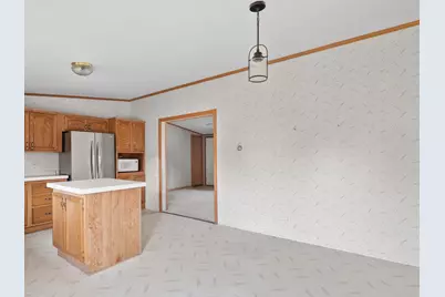 304  Park Ln, Mishicot, WI 54228 - Photo 10