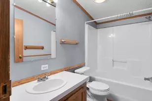 304 Park Ln, Mishicot, WI 54228 - Photo 20