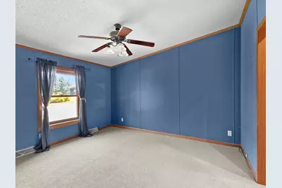 304  Park Ln, Mishicot, WI 54228 - Photo 18