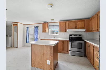 304  Park Ln, Mishicot, WI 54228 - Photo 12
