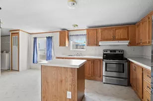 304 Park Ln, Mishicot, WI 54228 - Photo 12