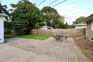 2622 6 Mile Rd, Racine, WI 53402 - Photo 18