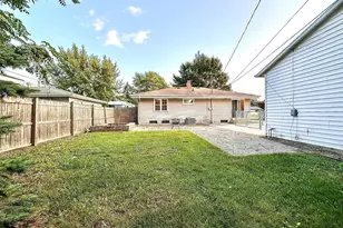 2622 6 Mile Rd, Racine, WI 53402 - Photo 20