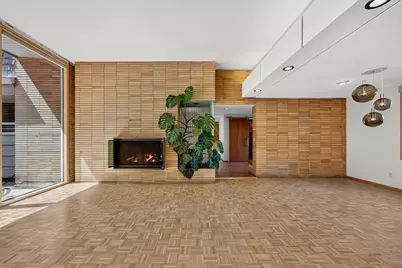 715 E Juniper Ln, Fox Point, WI 53217 - Photo 4