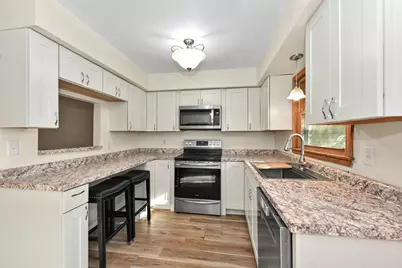 9634 W Rosedale Ave, West Allis, WI 53227 - Photo 18