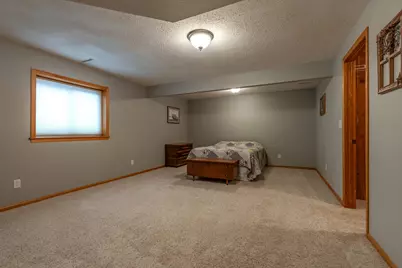 913  Oak Ave, Onalaska, WI 54650 - Photo 28