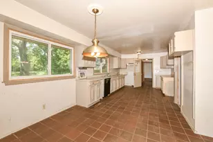 W269S3178 Merrill Hills Rd, Waukesha, WI 53189 - Photo 12