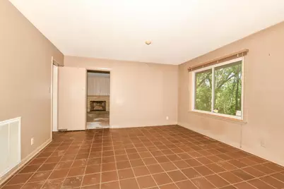 W269S3178  Merrill Hills Rd, Waukesha, WI 53189 - Photo 8