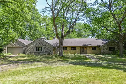W269S3178  Merrill Hills Rd, Waukesha, WI 53189 - Photo 1