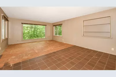 W269S3178  Merrill Hills Rd, Waukesha, WI 53189 - Photo 6