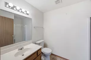 6105 S Creekside Dr, Cudahy, WI 53110 - Photo 22