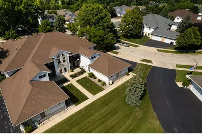 6105 S Creekside Dr #7, Cudahy, WI 53110 - Photo 32