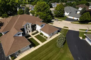 6105 S Creekside Dr, Cudahy, WI 53110 - Photo 32