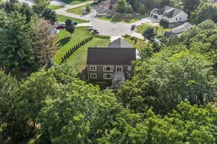 W332N4518 Grace Ct, Nashotah, WI 53058 - Photo 46
