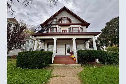 2109  Washington Ave #Upper 3, Racine, WI 53403 - Photo 1