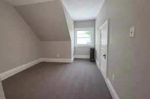 2109 Washington Ave, Racine, WI 53403 - Photo 6