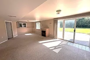 8651 Fieldstone Ct, Burlington, WI 53105 - Photo 18