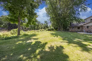 12430 W Burdick Ct, New Berlin, WI 53151 - Photo 36