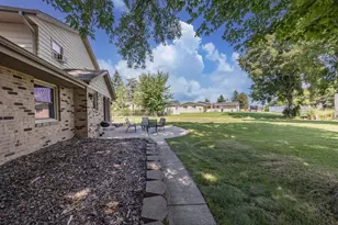 12430 W Burdick Ct, New Berlin, WI 53151 - Photo 34