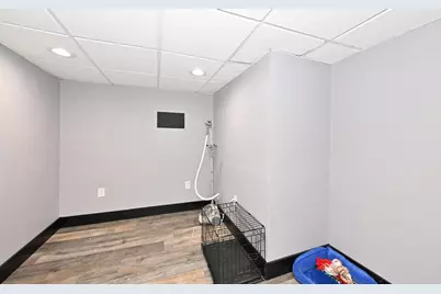 8113 W Townsend St, Milwaukee, WI 53222 - Photo 22