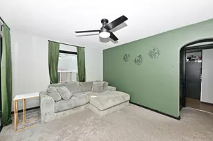 8113 W Townsend St, Milwaukee, WI 53222 - Photo 18