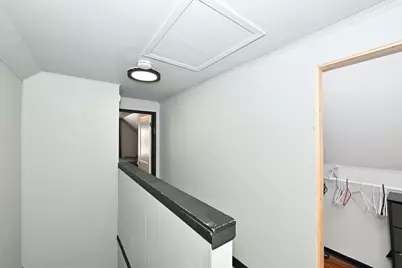 8113 W Townsend St, Milwaukee, WI 53222 - Photo 12