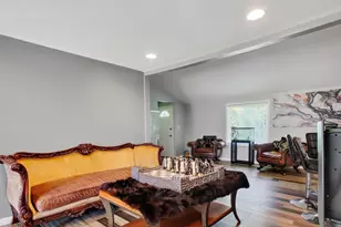 4740 W Donges Ln, Brown Deer, WI 53223 - Photo 6